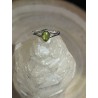 ANILLO OLIVINO DE PLATA DE LEY 925 AJUSTABLE