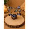 Árbol de alambre con lapislázuli y base de madera