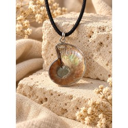 Colgante de amonita iridiscente